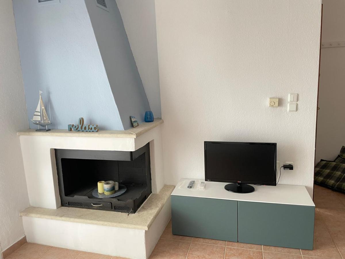 Sea View Apartments 2 Криопиги Экстерьер фото
